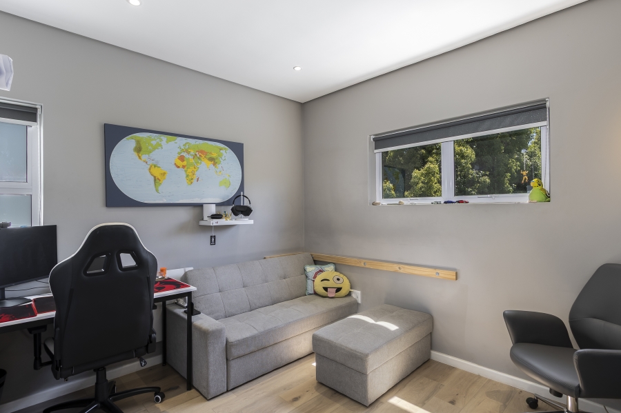 3 Bedroom Property for Sale in Jamestown Western Cape
